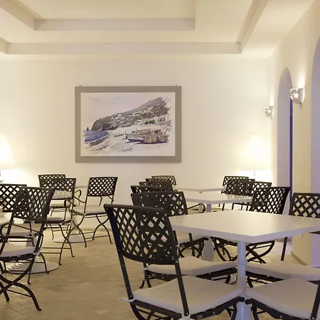 Hotel Cutimare - Aeolian Charme-2